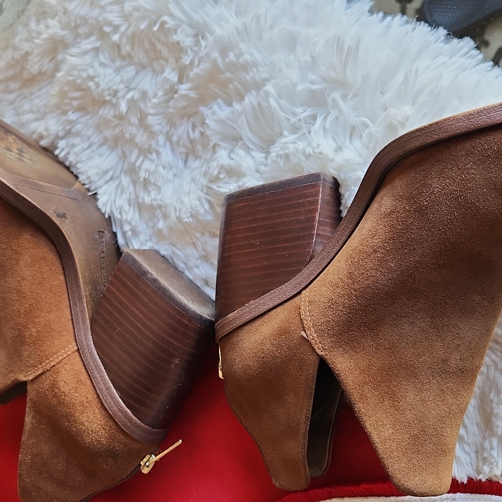Vince Camuto Bibestie Bootie | Boots - Picture 3 of 12